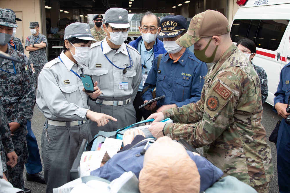 TFD and JASDF first responders visit Yokota Hospital