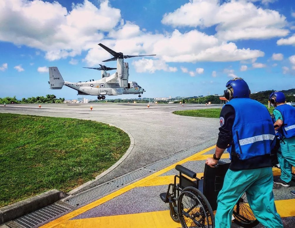 &quot;Titans&quot; of Fleet Logistics Multi-Mission Squadron (VRM) 30 lands at Camp Foster Naval Hospital