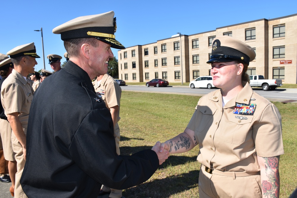 DVIDS Images U.S. Navy Chiefs Pinning Ceremony [Image 2 of 11]