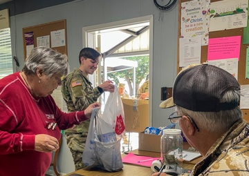 504th Donates over 3,000lbs. of food