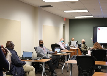 Forum Seeks Weapon System Lifecycle Management Improvements