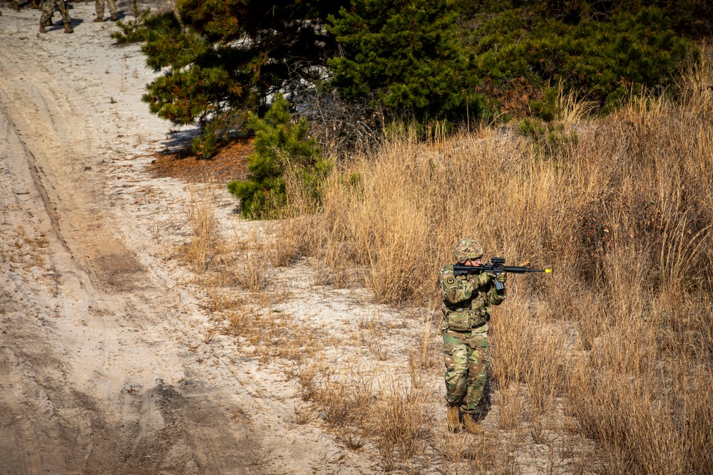 102nd Cavalry conduct CASEVAC