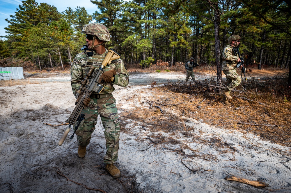 102nd Cavalry conduct CASEVAC