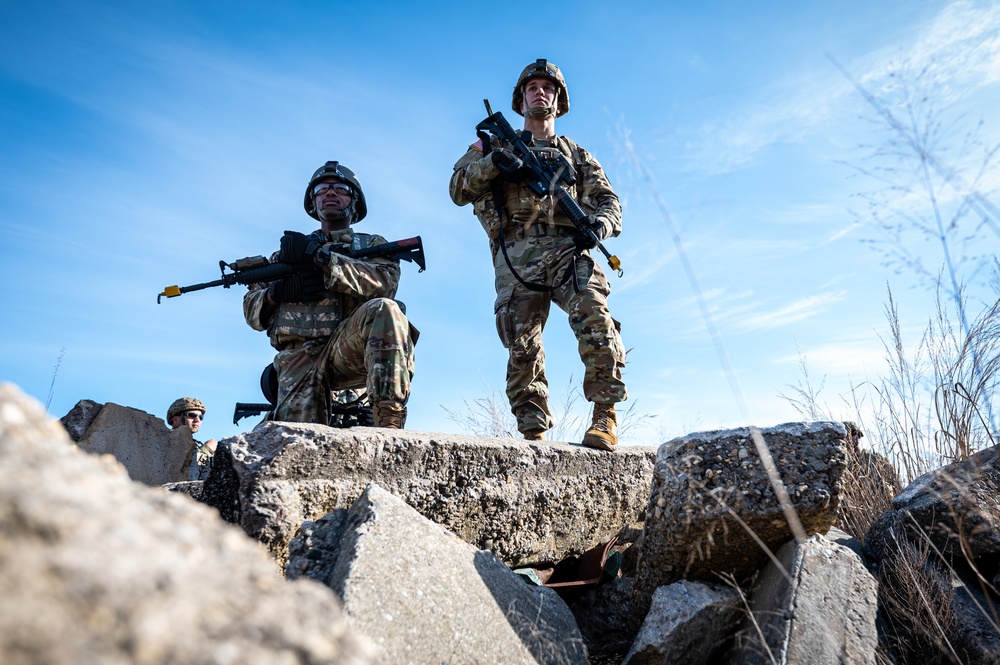 102nd Cavalry conduct CASEVAC