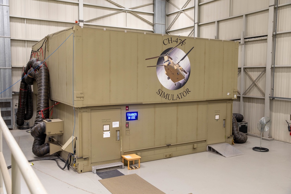 U.S. and International Crew Members Utilize Flight Simulators in Germany