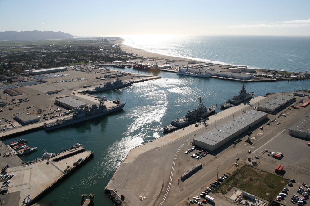 Navy and Port of Hueneme help relieve U.S. supply-chain congestion