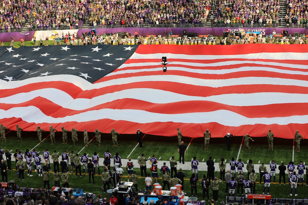 Military Members Partcipate in Salute to Service Football Game