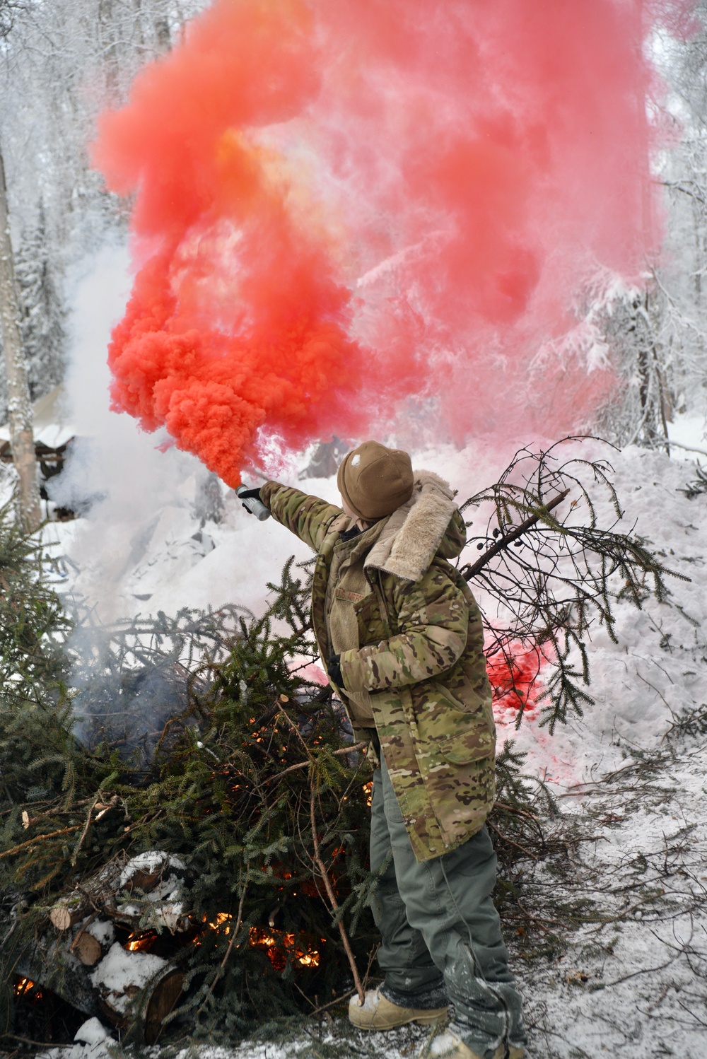 Airmen learn Arctic survival skills