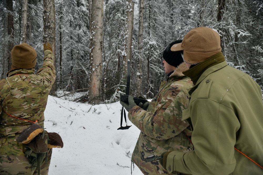 Airmen learn Arctic survival skills