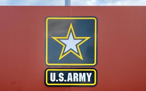 Wiesbaden Garrison conducts town hall, addressing COVID and housing topics