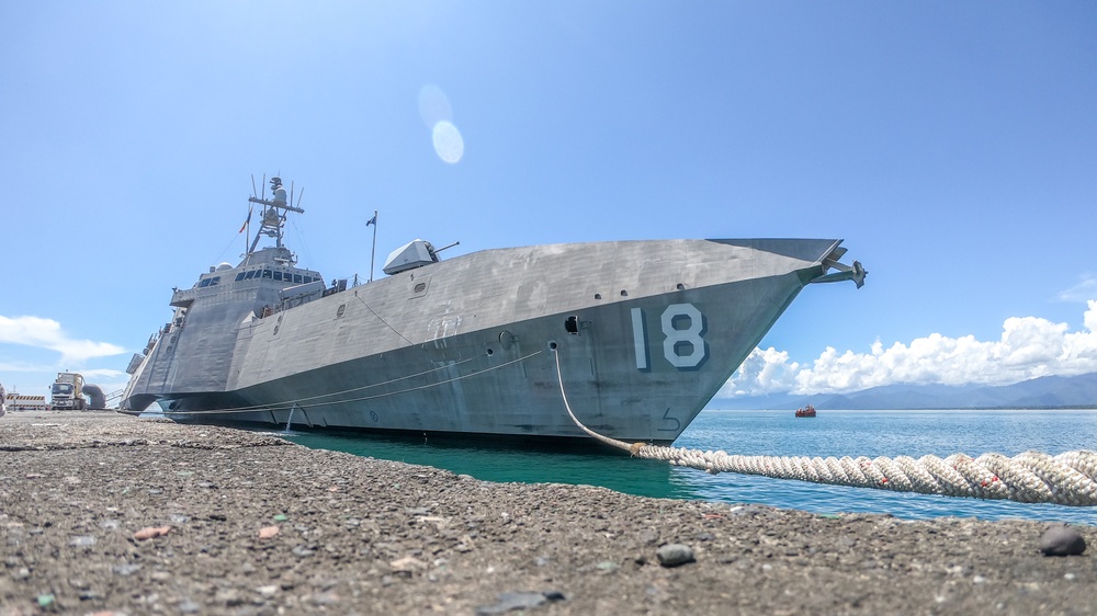 USS Charleston Ports in Port Lae, Papua New Guinea