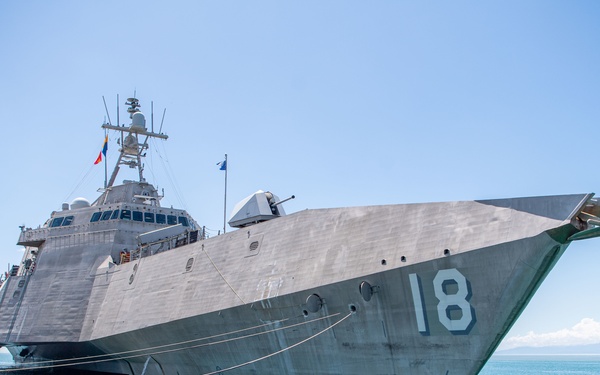USS Charleston Ports in Port Lae, Papua New Guinea