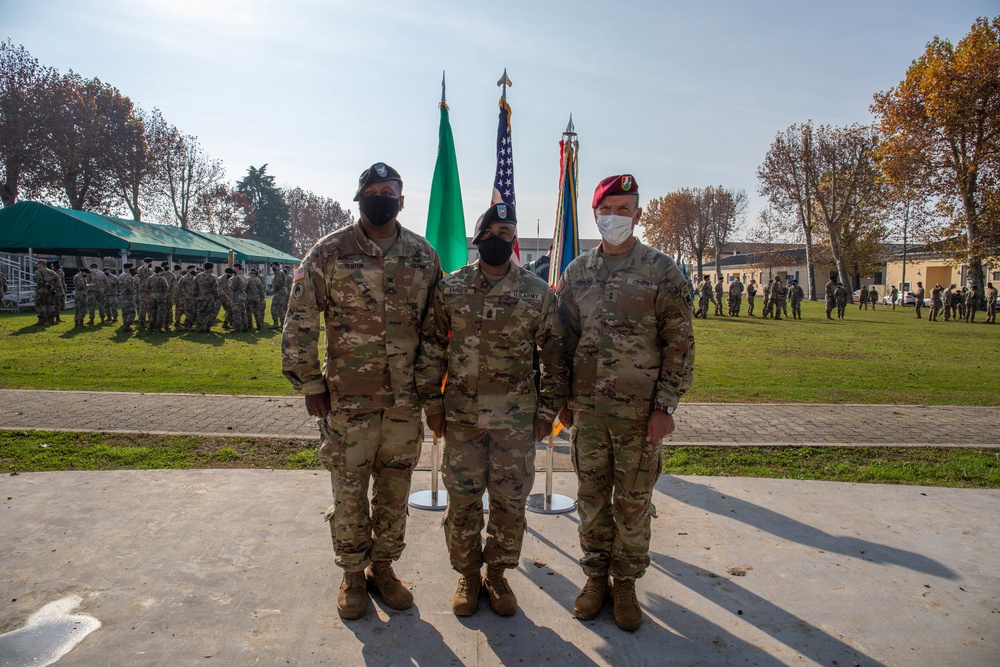 Intelligence brigade welcomes new command sergeant major