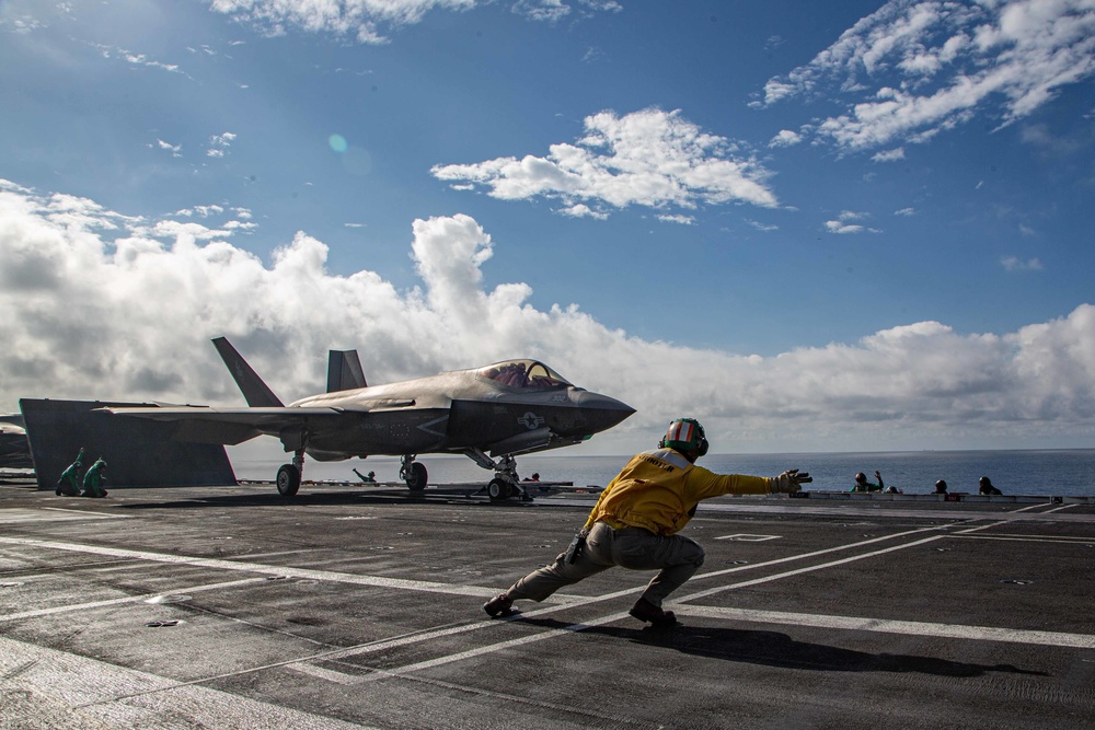 VMFA-314 takes flight in the Pacific Ocean