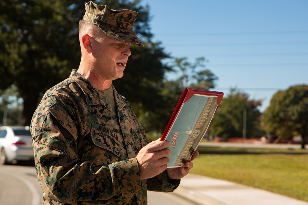 MCB Camp Lejeune Barber Receives LOA for 40 years of service