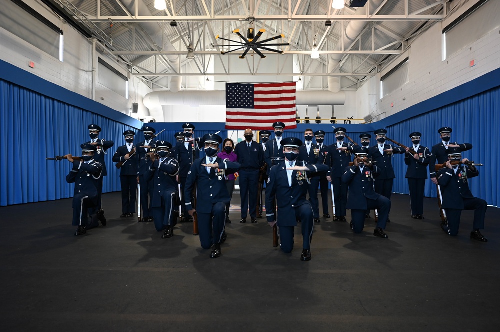 CSAF tours 11th Operations Group at Joint Base Anacostia-Bolling