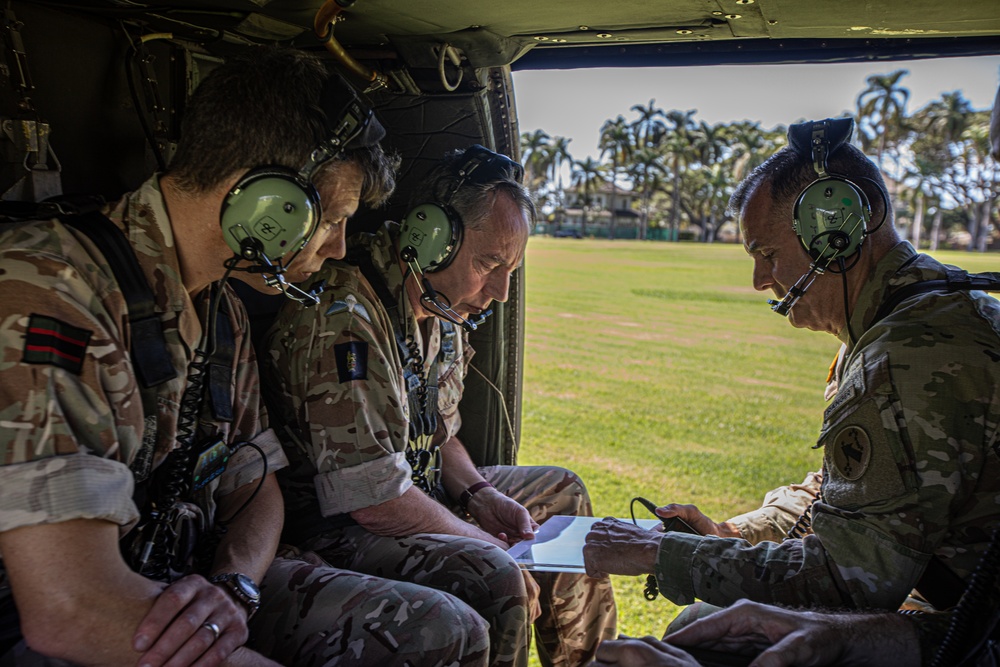 UK DCGS Lt. Gen. Tickell visits USARPAC