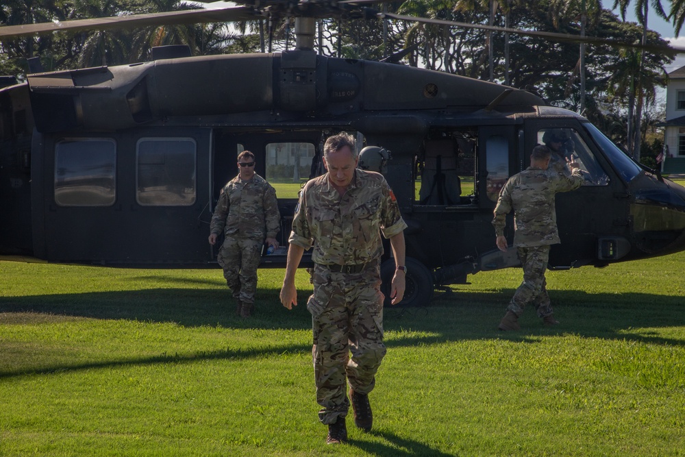 UK DCGS Lt. Gen. Tickell visits USARPAC
