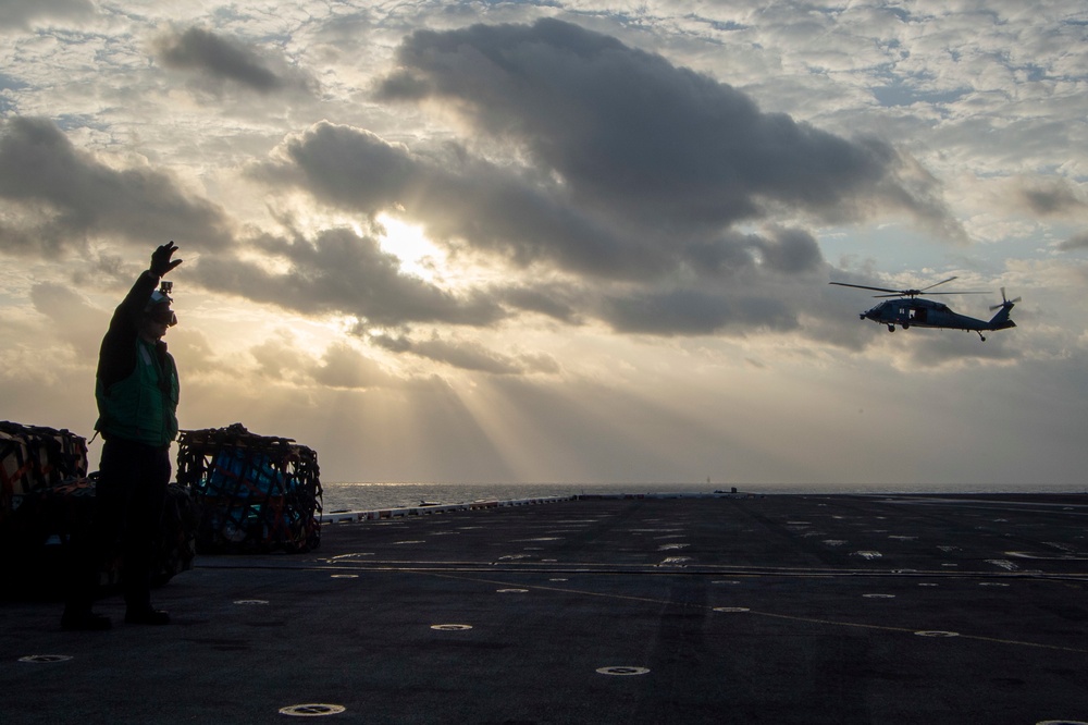 USS Carl Vinson (CVN 70) Conducts VERTREP with Matthew Perry (T-AKE 9)