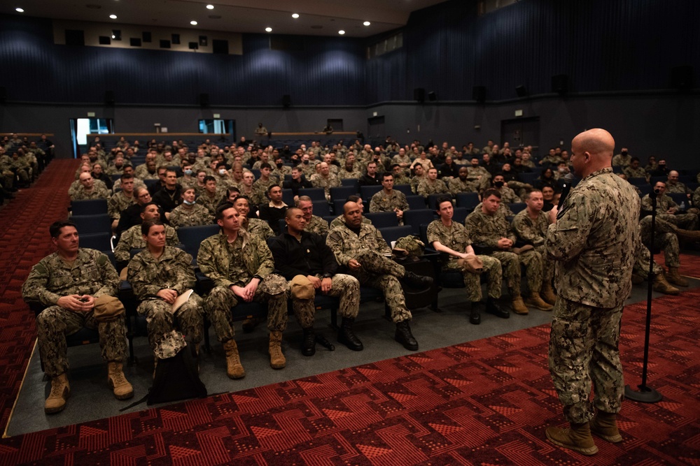 MCPON visits CFAY, Nov. 22