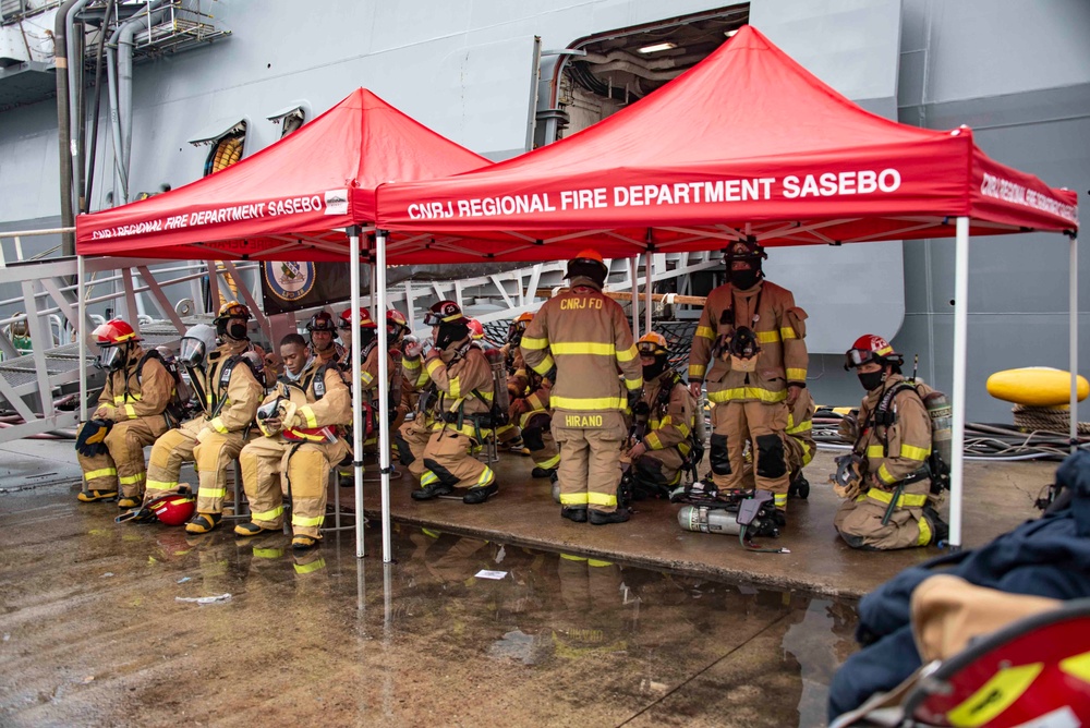 USS New Orleans and Commander, Navy Region Japan Fire and Emergency Services, Sasebo Chapter 12 FEDFIRE Drill