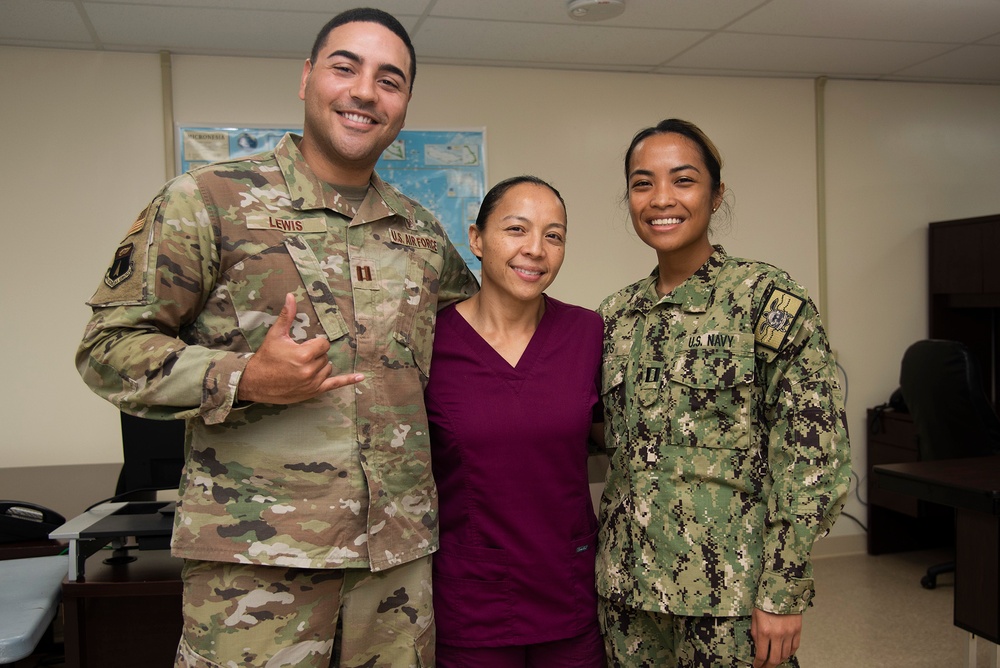 Armed Forces Share Supplies with Local Partners