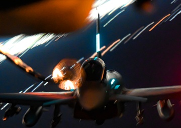 908th EARS connects with FGR 4