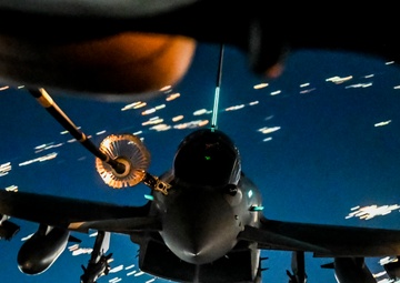 908th EARS connects with FGR4