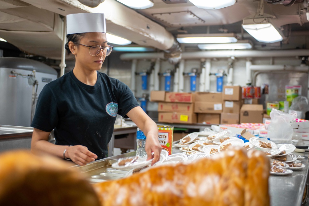 USS Ronald Reagan (CVN 76) Aft galley/bakery