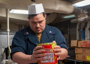 USS Ronald Reagan (CVN 76) Aft galley/bakery