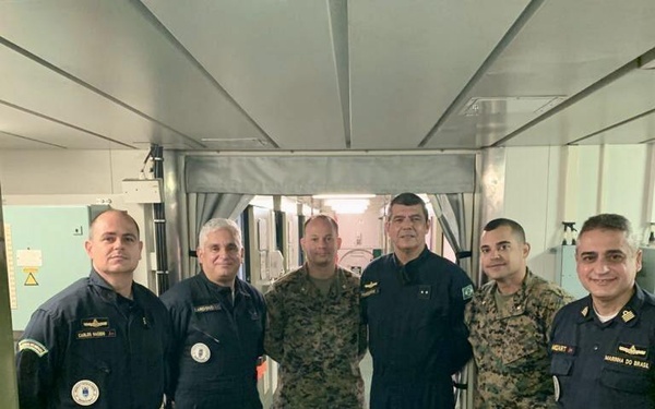 US Navy and Marine officers participate in Brazilian Exercise DRAGÃO