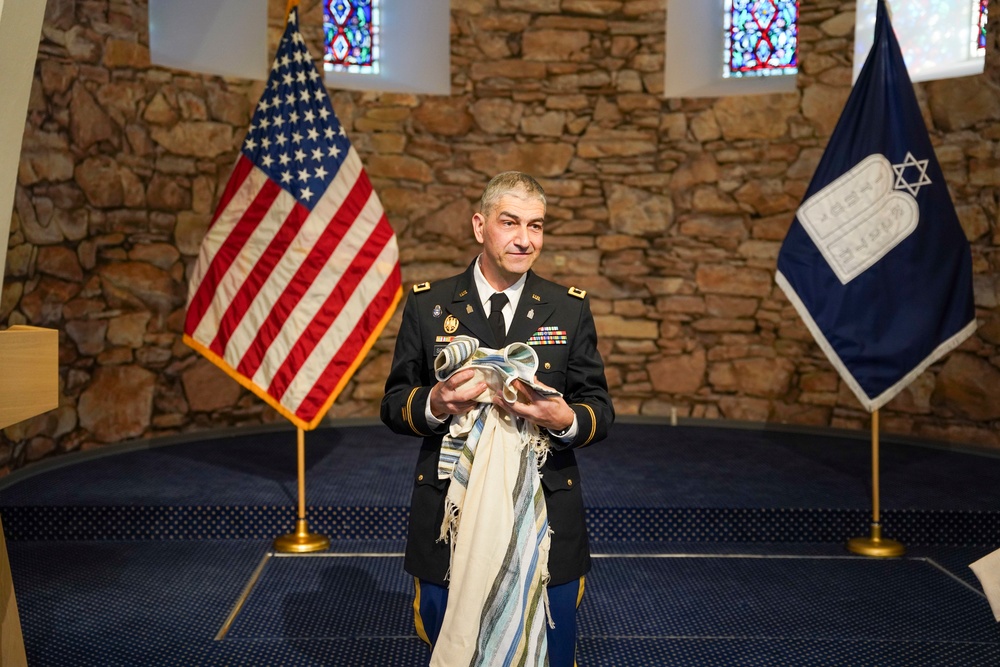 USAG Bavaria Rabbi earns the rank of Colonel