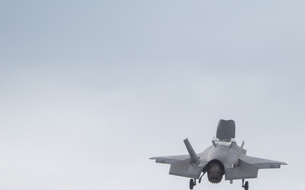 VMFA-211 Aircraft Depart CSG-21
