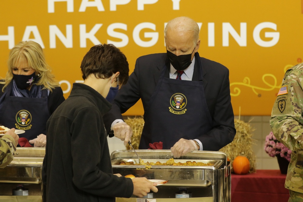 President, First Lady celebrate Thanksgiving with Fort Bragg service members and their families