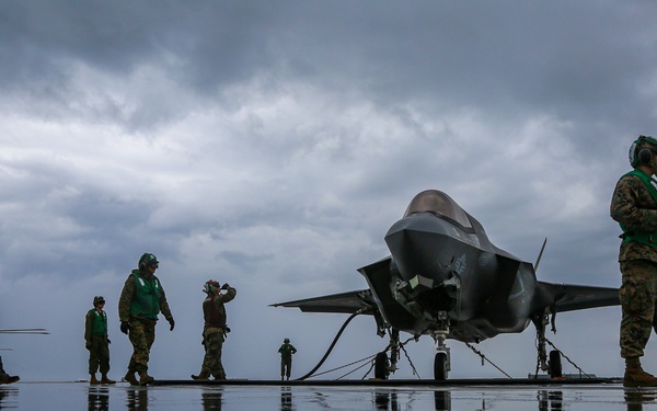 VMFA-211 Aircraft Depart CSG-21