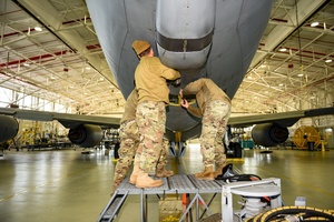 Spangdahlem Radio News: 52nd MXS Awards