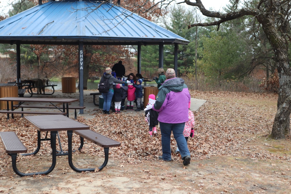 USO Wisconsin holds hike, hunt event for Fort McCoy community