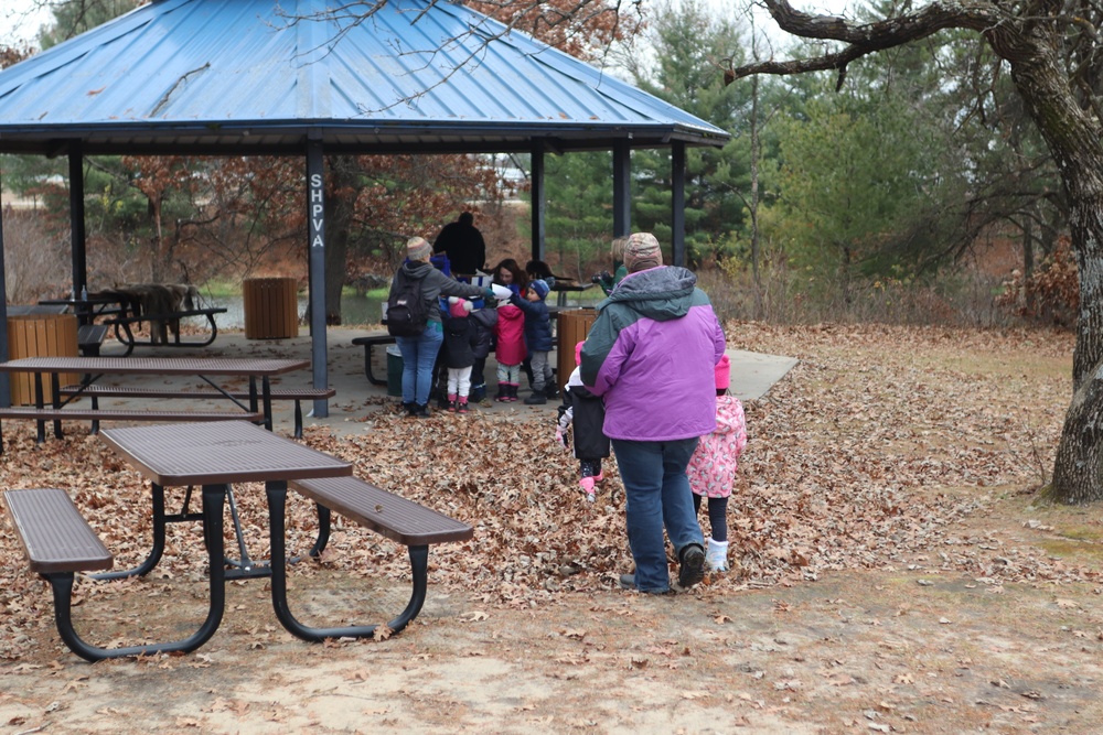 USO Wisconsin holds hike, hunt event for Fort McCoy community