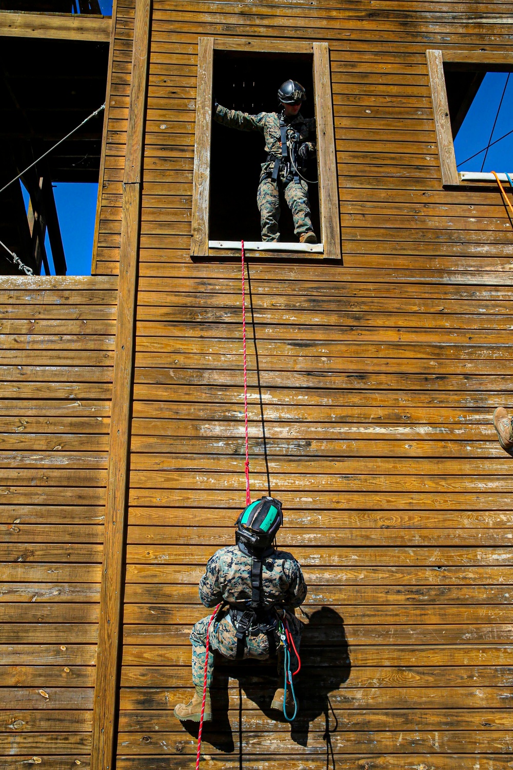 Cbirf trains with the 911th Technical Rescue Engineer Company