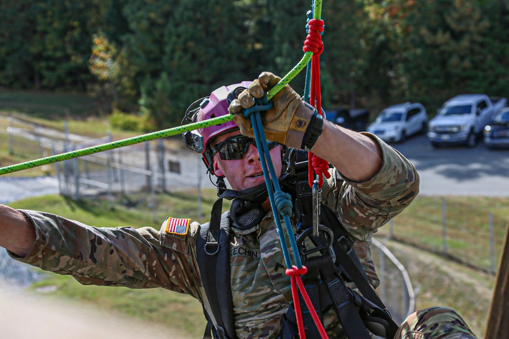 Cbirf trains with the 911th Technical Rescue Engineer Company