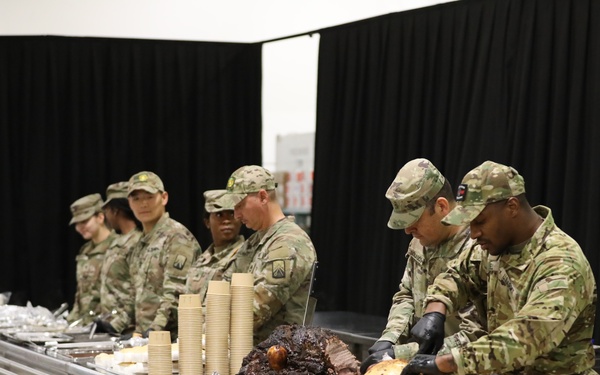55th FFC Provides Thanksgiving Meals during Port Operations