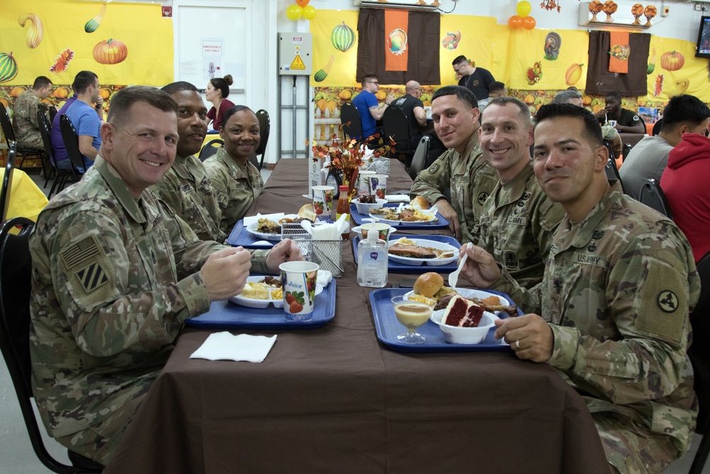 Serving up Thanksgiving in Kuwait