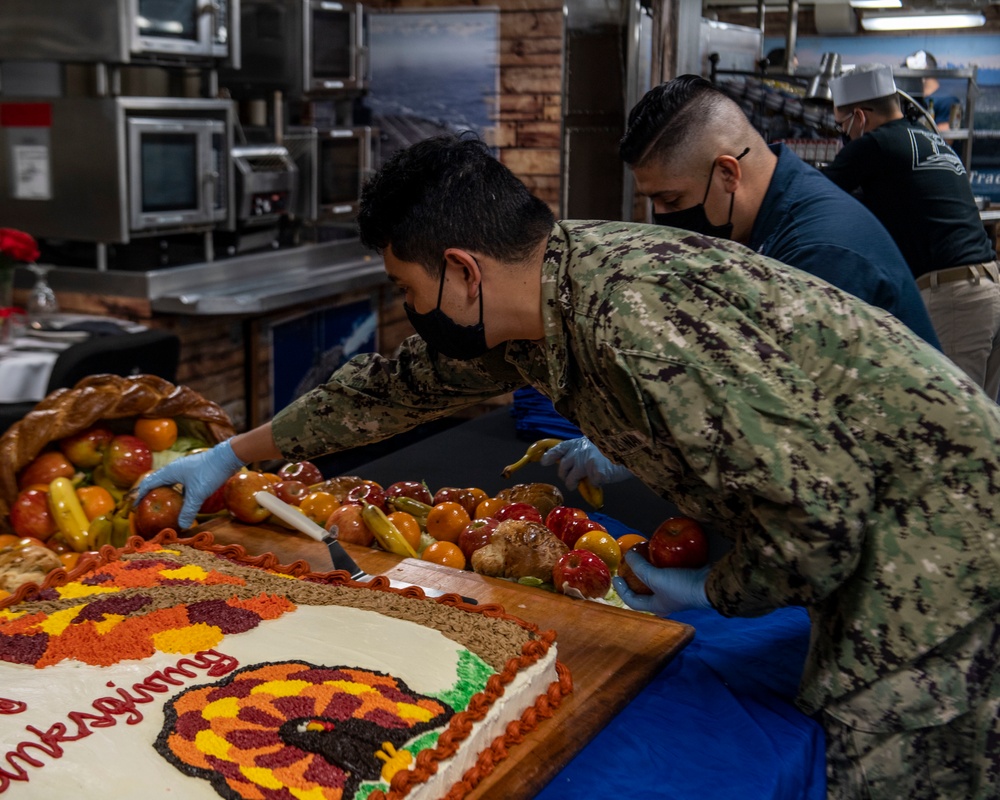 Nimitz Sailors Celebrate Thanksgiving