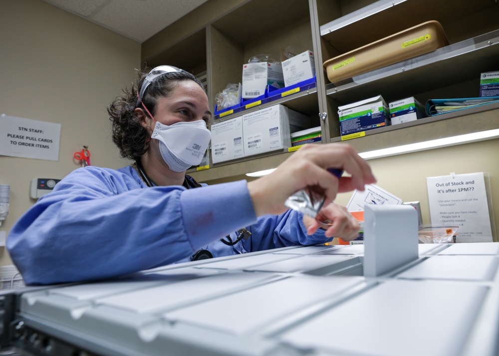 U.S. Air Force Medical Response Team Conducts Clinical Operations at Minneapolis Hospital