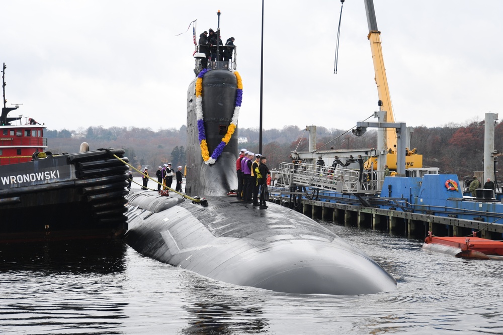 USS Minnesota returns to home port