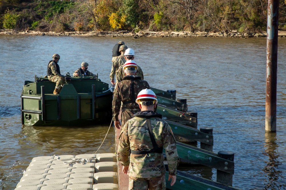 USACE leaders meet with Brazilian army delegation during visit to Fort Belvoir