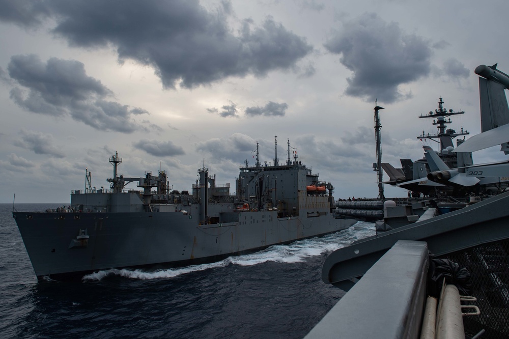 USS Carl Vinson (CVN 70) Conducts VERTREP with USNS Washington Chambers (T-AKE 11)