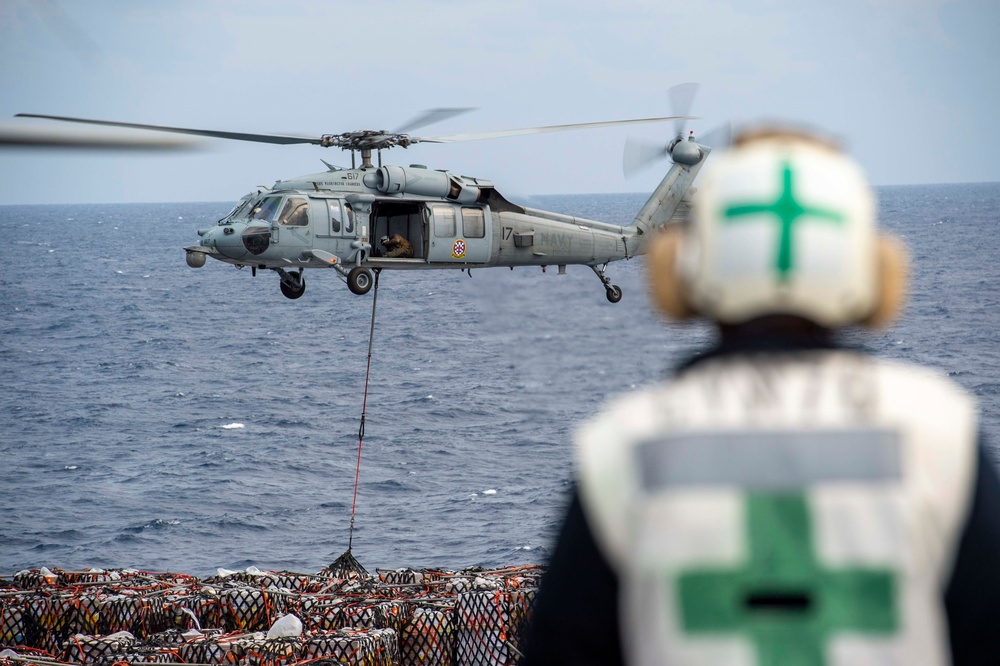USS Carl Vinson (CVN 70) Conducts VERTREP with USNS Washington Chambers (T-AKE 11)