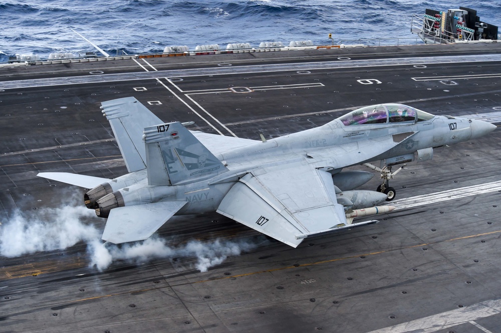 USS Carl Vinson (CVN 70) Conducts Flight Operations in Philippine Sea