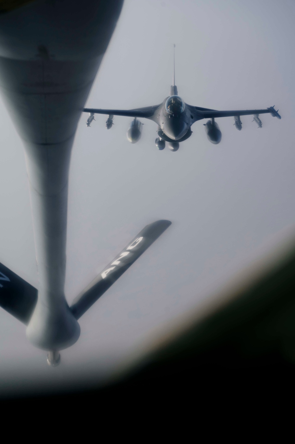 340th EARS refuels Air Force F-16 Fighting Falcon and RC-135 Rivet Joint Aircraft